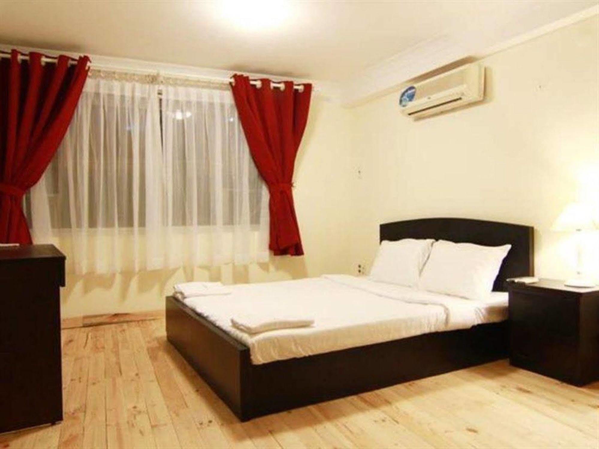 Koniko Backpackers Hostel Ho Şi Min Dış mekan fotoğraf